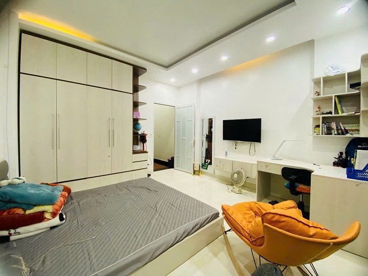 BÁN NHÀ VỊ TRÍ ĐẸP – MẶT NGÕ Ô TÔ TRÁNH NHAU – QUÁN NAM, KÊNH DƯƠNG, LÊ CHÂN, HẢI PHÒNG